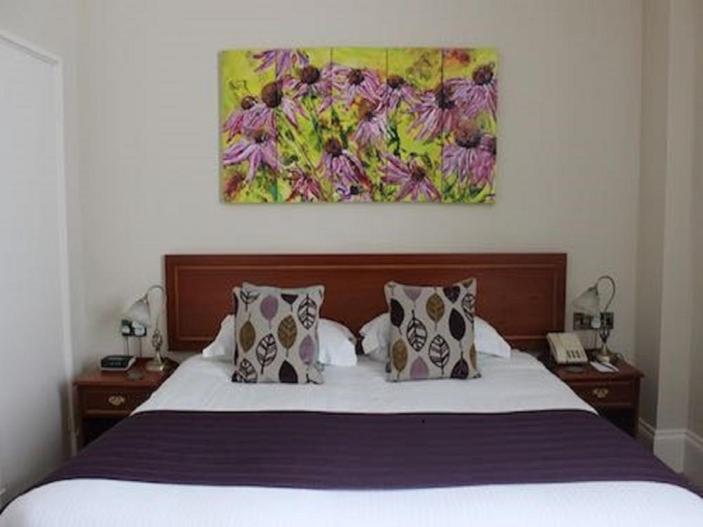 The Wyastone Cheltenham Quarto foto