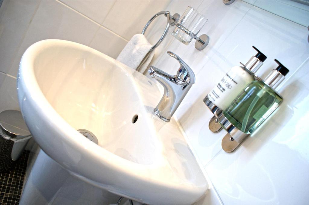 The Wyastone Cheltenham Quarto foto